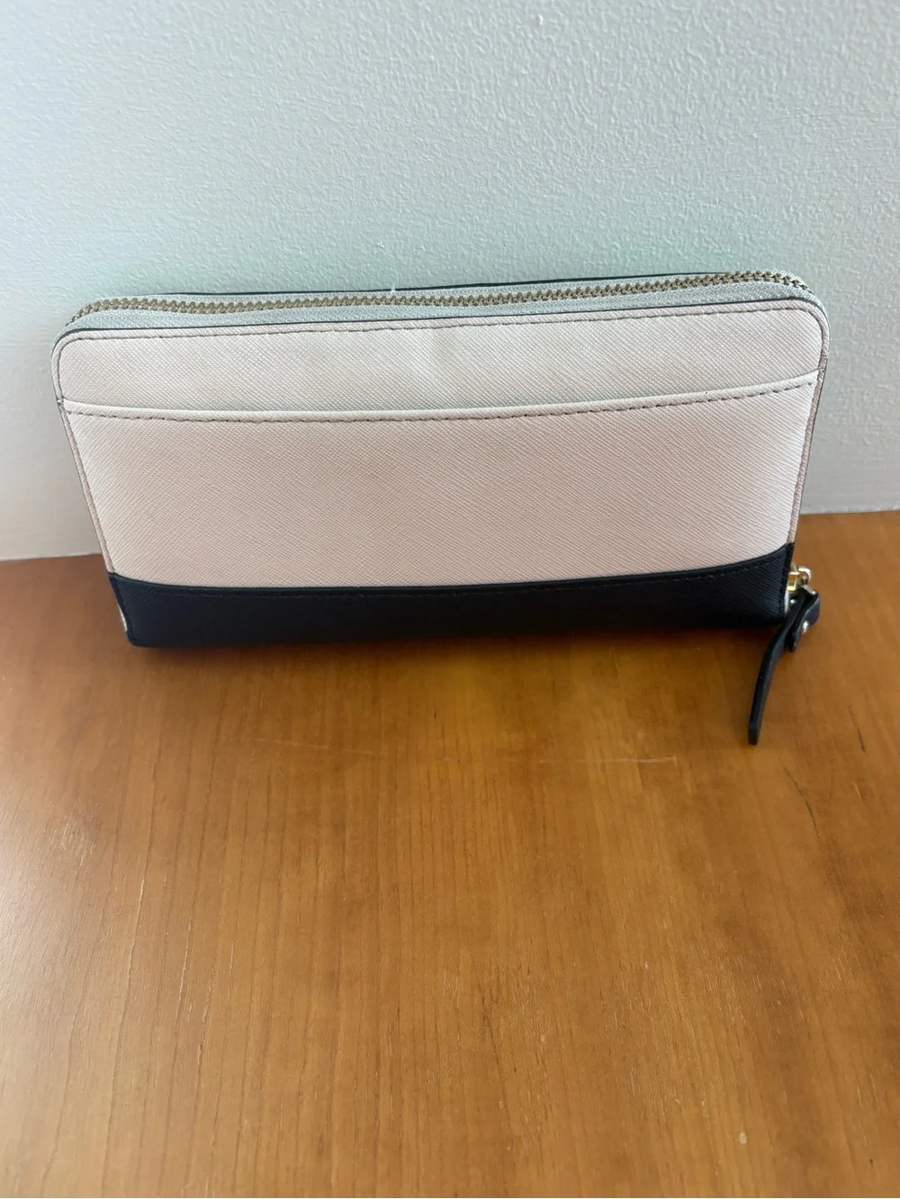 Kate Spade Wallet Beige Black Laurel Way Neda Zip Around Continental WLRU2670